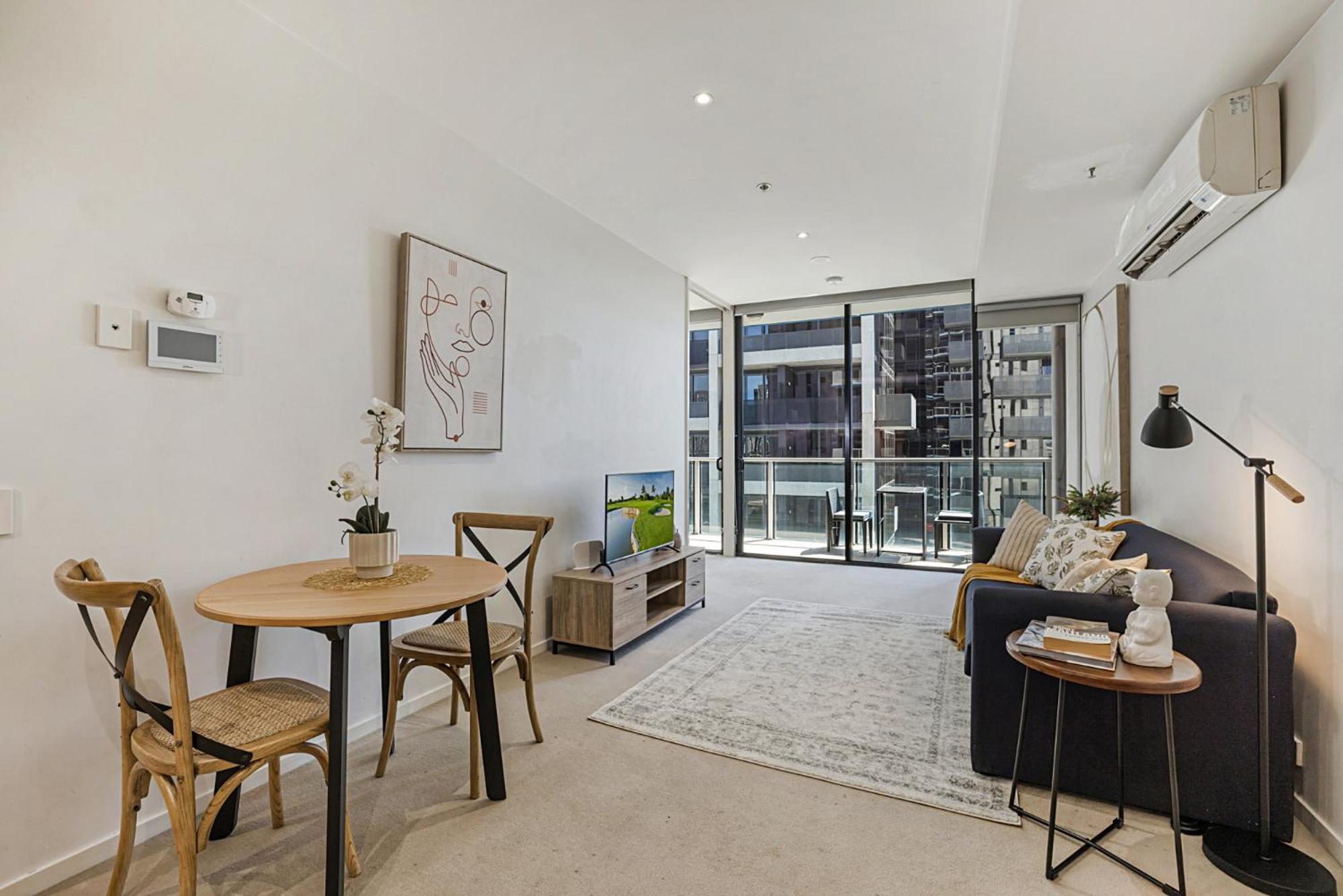 Spacious 1-Bed Unit In Heart With Gym And Pool Melbourne Exterior foto